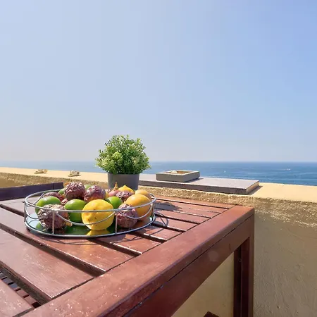 Diana Beachfront Apartment *